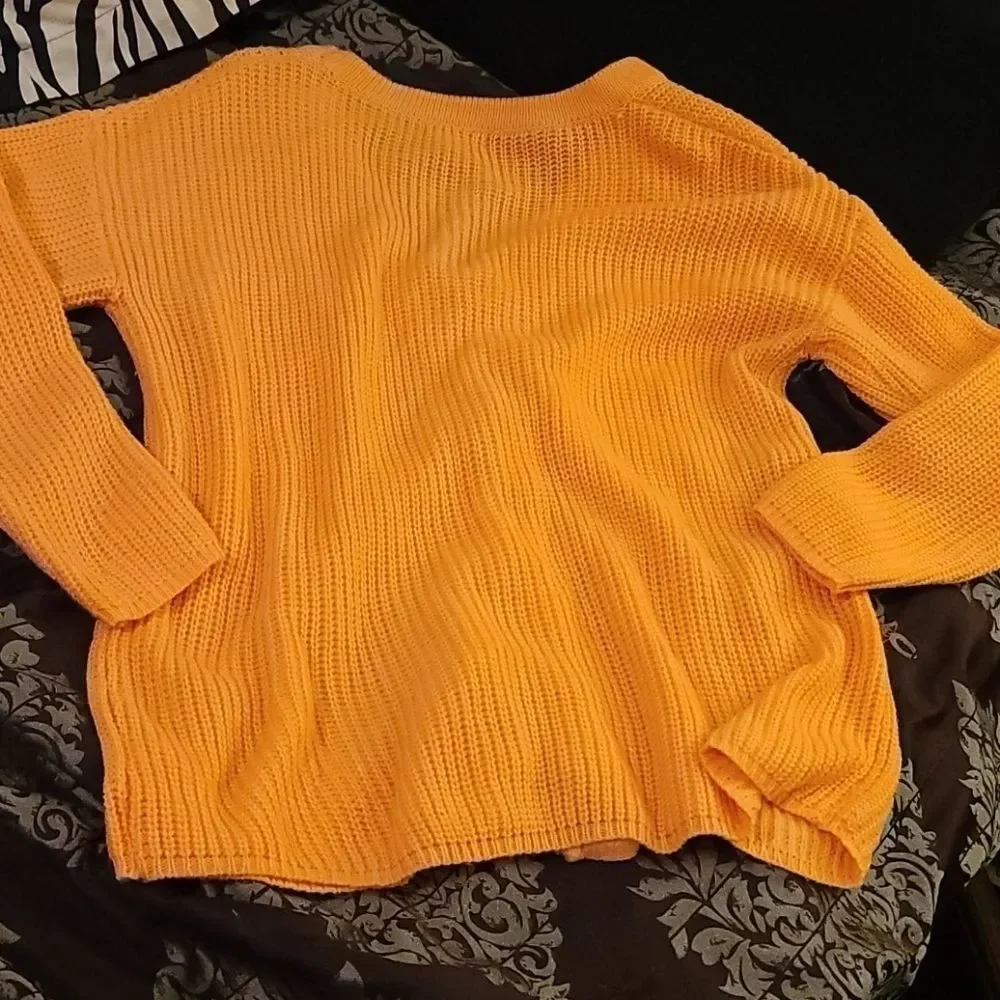 Entro Peach lace up sweater - Picture 6 of 9